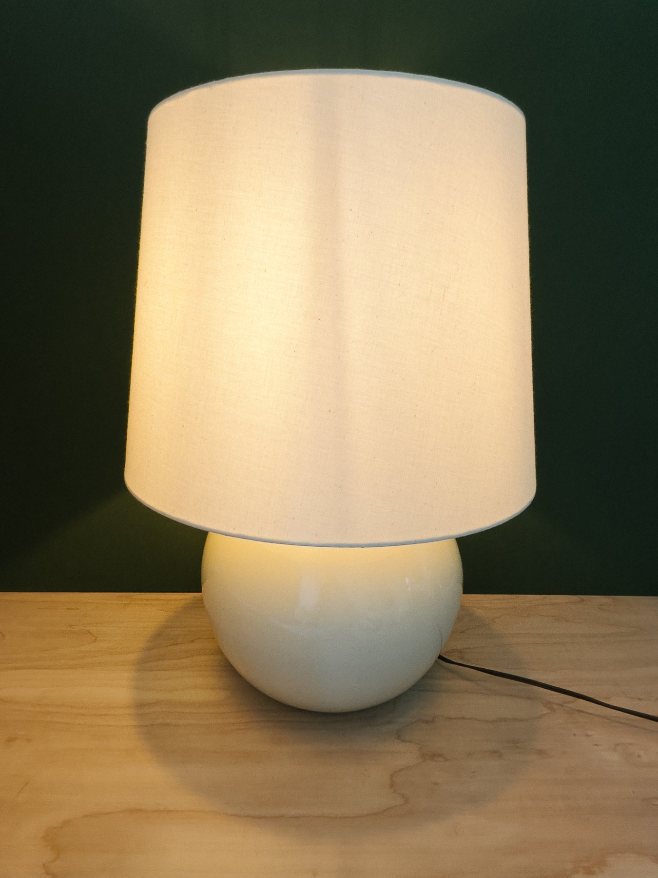 CERAMIC WHITE BALL LAMP C. 1970