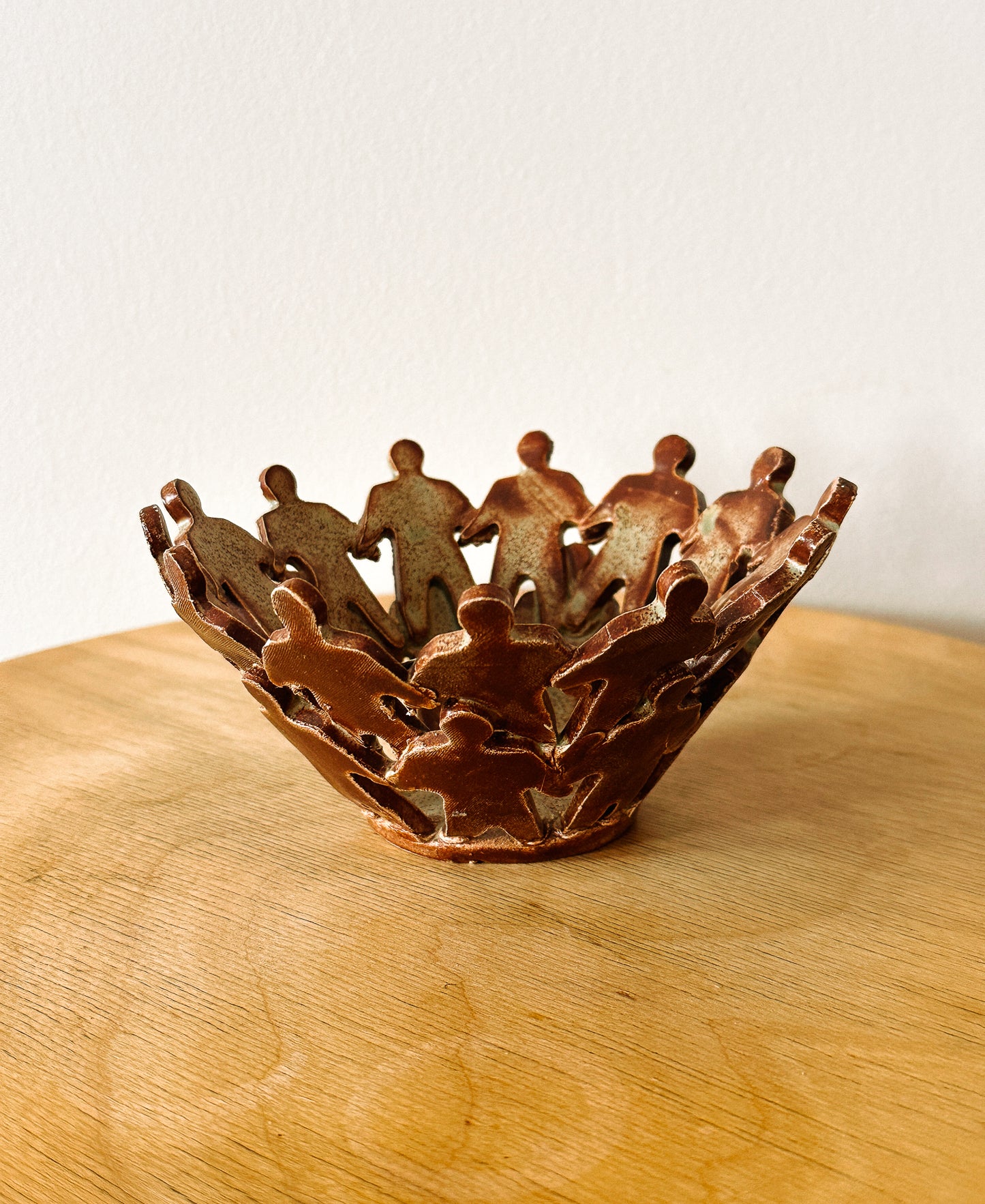 HANDMADE FIGURES CERAMIC BOWL, C. 1980